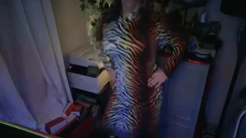 ViVaLuvLicious online show from January 29, 1:27 am