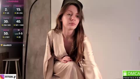 Snapshot of r00xvel chatting on February 14, 7:59 am r00xvel online show from February 14, 7:59 am