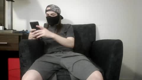 r_monkey583 online show from December 14, 7:20 pm