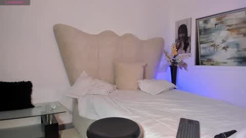 natalia  -  online show from January 12, 5:36 am