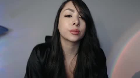    online show from October 9, 1:22 am