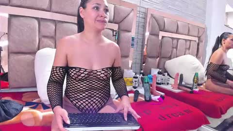  RACHEL online show from December 21, 6:34 pm