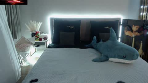 Call me Miss. online show from January 8, 4:33 pm