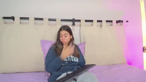 Rachell online show from March 8, 10:11 am