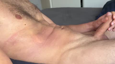 Snapshot of racrowle chatting on December 27, 2:01 pm racrowle online show from December 27, 2:01 pm