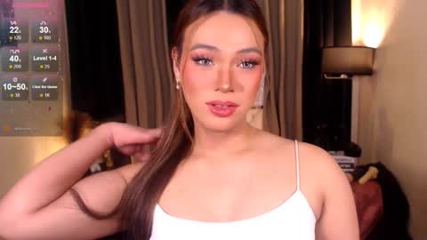 raeganclinton online show from February 15, 7:51 am