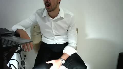 elenacam online show from April 1, 9:32 am