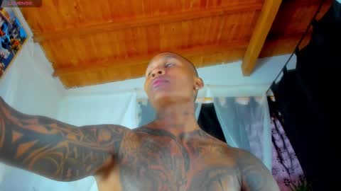 Andres H online show from October 29, 12:18 pm