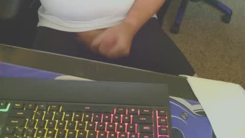 ragnorskol online show from October 3, 8:39 pm