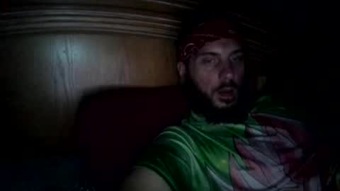 Snapshot of raidersman757 chatting on October 14, 2:47 am hitman online show from October 14, 2:47 am