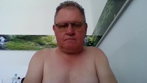 raididl online show from April 8, 11:46 am