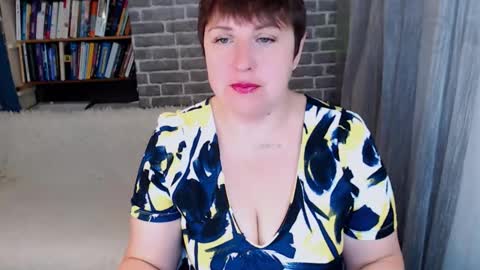 rainbowladyy online show from September 23, 2:27 am