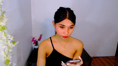 raindrizzle1706 online show from November 25, 6:28 pm