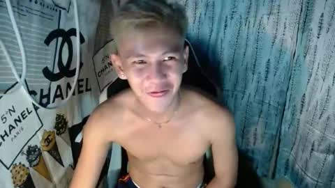 ralfhuge24 online show from December 16, 12:44 pm