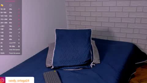 Randy online show from February 25, 11:41 pm