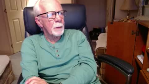 ranger1001 online show from December 18, 9:10 pm