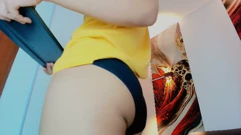 raphael_nyon1 online show from June 25, 4:09 am