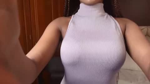 Raquel online show from January 12, 12:12 pm