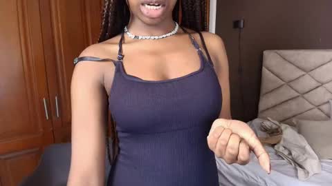 Raquel online show from February 2, 12:34 pm