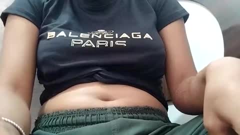 Snapshot of rava_sexy chatting on September 26, 3:47 am rava_sexy online show from September 26, 3:47 am