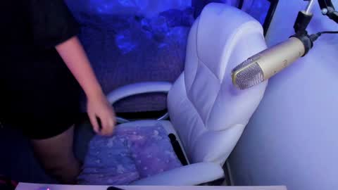 Raven online show from January 25, 7:49 am