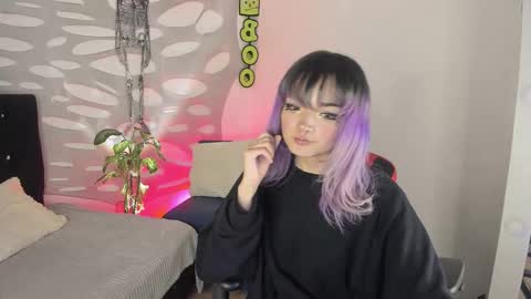 ravencollen online show from October 19, 12:32 pm