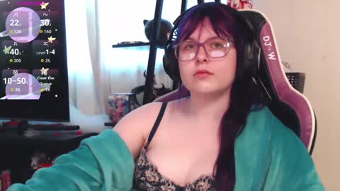 raven online show from April 8, 5:27 pm