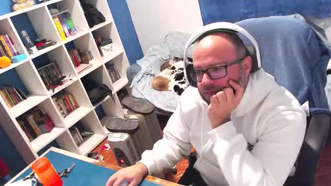 ravingr3d3 online show from January 5, 10:13 pm