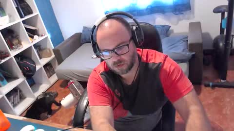 ravingr3d3 online show from September 25, 4:58 pm