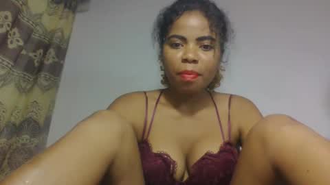 ravomamy online show from November 1, 7:02 pm