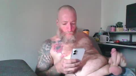 Snapshot of rawdogrobert39 chatting on September 27, 5:00 pm rawdogrobert39 online show from September 27, 5:00 pm