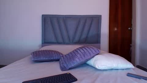 Ray online show from February 18, 7:13 pm