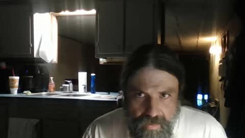 Snapshot of raybob252000 chatting on October 22, 10:07 am raybob252000 online show from October 22, 10:07 am