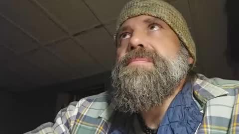 Snapshot of raybob252000 chatting on October 20, 9:36 am raybob252000 online show from October 20, 9:36 am