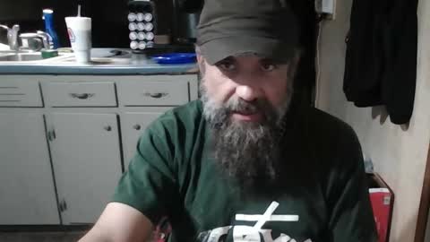 Snapshot of raybob252000 chatting on October 12, 9:46 am raybob252000 online show from October 12, 9:46 am