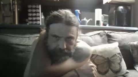 Snapshot of raybob252000 chatting on October 10, 12:49 am raybob252000 online show from October 10, 12:49 am