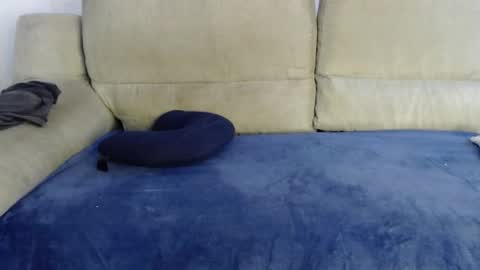 Ray  online show from February 6, 7:27 pm