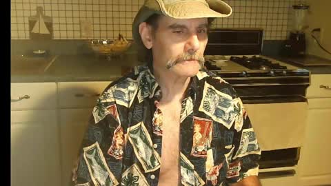 Ray online show from September 17, 8:40 am