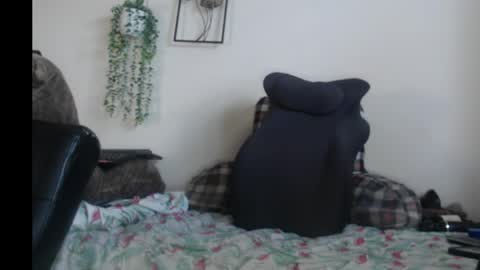 Fannie online show from April 9, 5:18 pm