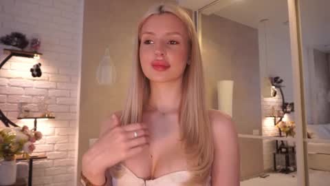 Grace online show from April 4, 7:04 am