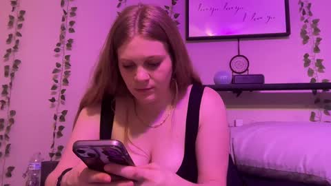 Preston  Stella online show from January 28, 6:16 am