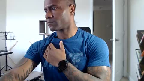 Rey online show from October 13, 3:14 pm