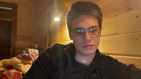 Snapshot of realsupermichael chatting on October 19, 7:40 pm AliceEve online show from October 19, 7:40 pm