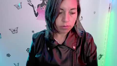 Rebbeca online show from May 22, 1:29 pm