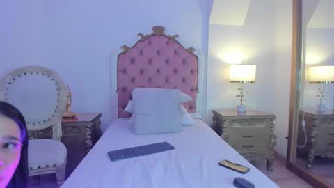 Rebeca Whatsson online show from October 28, 11:44 am