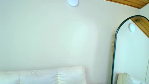 Rebeca Williams online show from February 27, 4:13 am