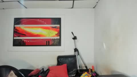 rebecabanks online show from May 16, 3:14 am