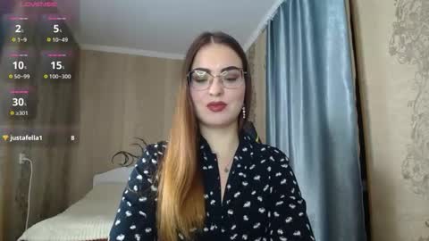 Rebecca online show from January 9, 4:23 pm