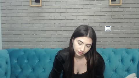 rebeccamosc online show from April 3, 9:49 am