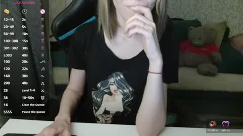 RebesaOlset online show from December 4, 3:11 pm